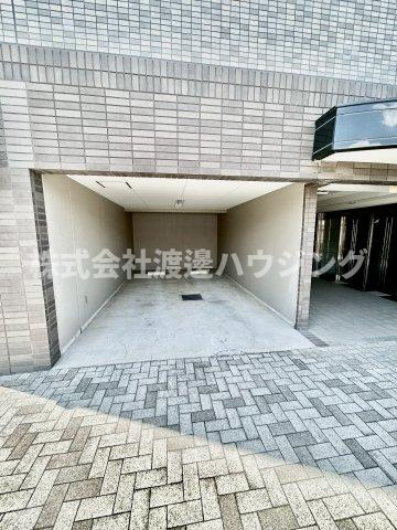 アーバンコート カサンドラXの駐車場