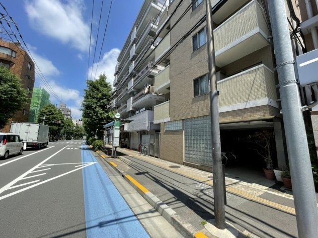 セントレジスMの周辺