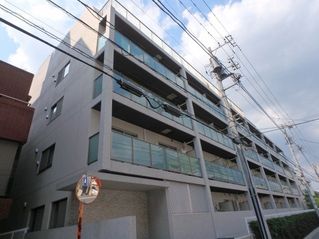 カスタリア本駒込の外観