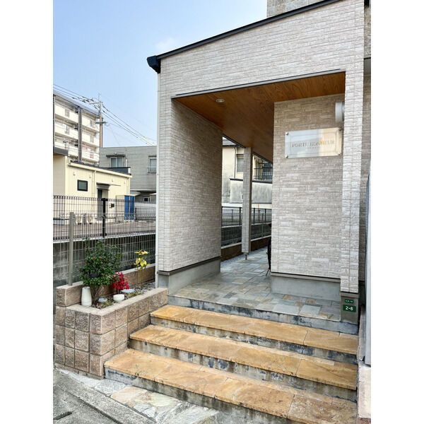 Porte Bonheur　大池小学校区のエントランス|PorteBonheur