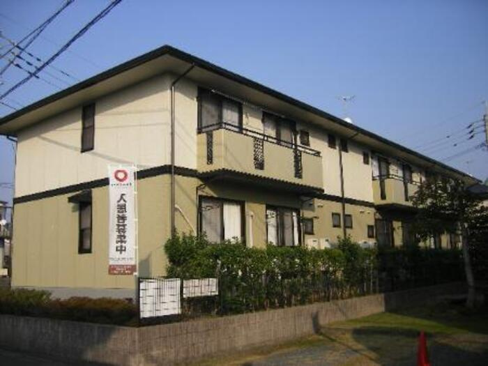 セジュール松泉 B棟の外観|綺麗な外観です☆