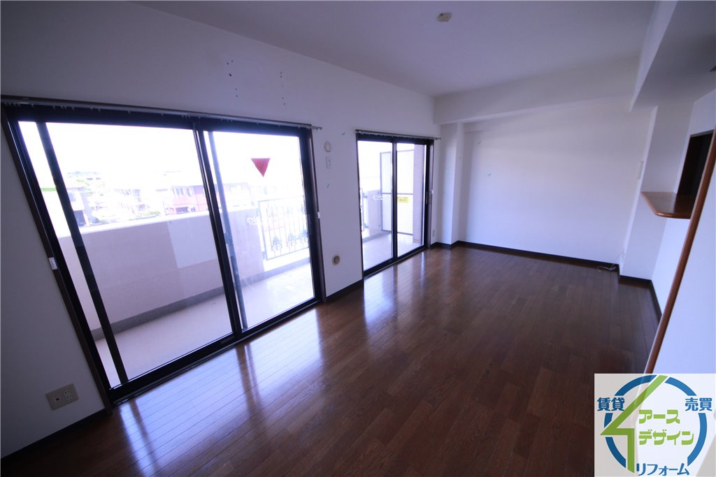 オークヒルズ山口の居間・リビング|※類似部屋