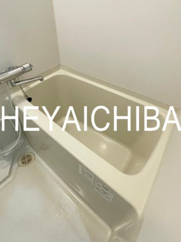 A1蔵前の浴室|浴槽