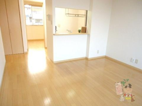 シャーメゾンフェリス壱番館の居間・リビング|リビング