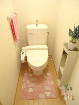 シャーメゾンフェリス壱番館のトイレ|シャワー付トイレ