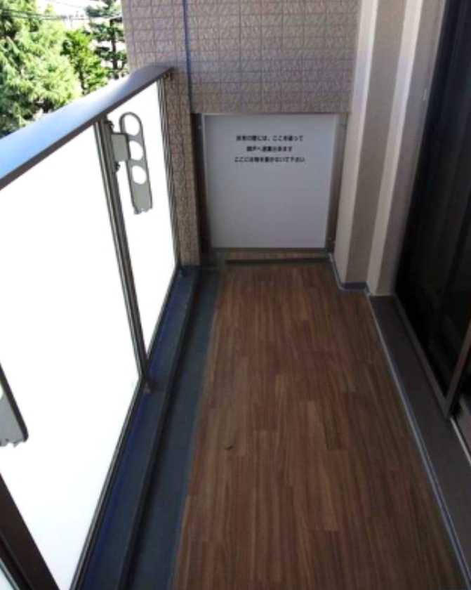 ザ・パークハビオ三軒茶屋テラス　ペット相談可　楽器相談可　バイク置き場の収納