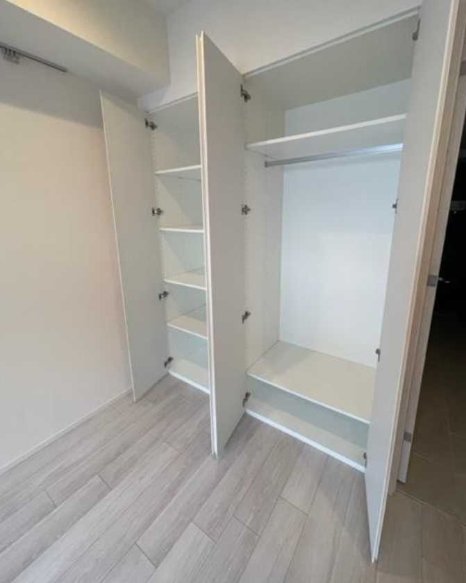 ザ・パークハビオ三軒茶屋テラス　ペット相談可　楽器相談可　バイク置き場のエントランス