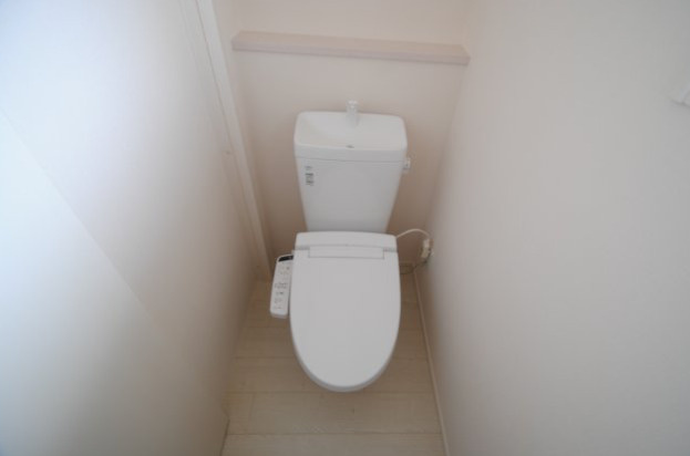 CLAN・K A棟のトイレ|落ち着いた色調のトイレです