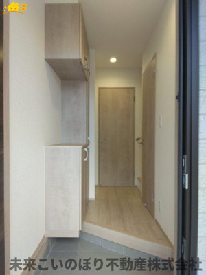 【玄関】 | HeartfurlTown伊奈町栄四丁目 | 毎日通る玄関はこちらです