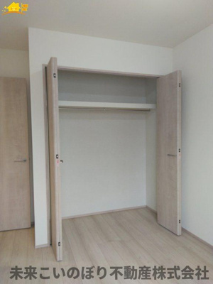 【収納】 | HeartfurlTown伊奈町栄四丁目 | 各居室には十分な収納スペースを確保。お部屋全体を広々と使うことができます。