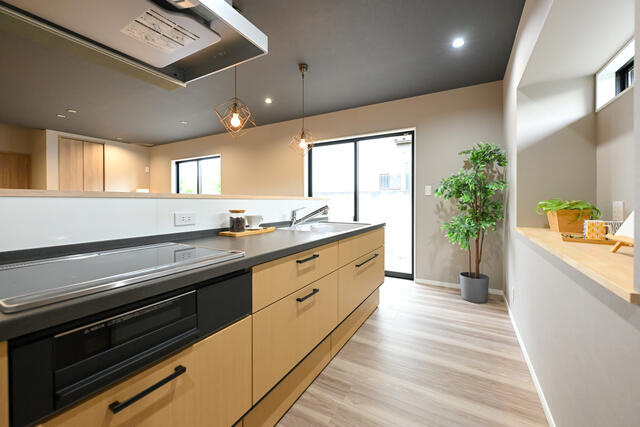 宇都宮市中岡本町　4ＳＬDK　中古住宅のキッチン