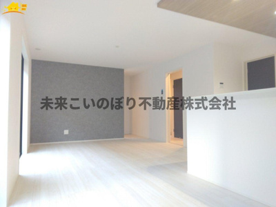 【居間・リビング】 | GRAFARE伊奈町栄4期 | 解放感のある広々LDKで大切な家族との時間が過ごせます。