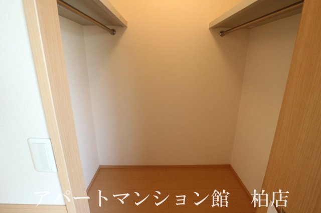 グランドソレイユＡの収納