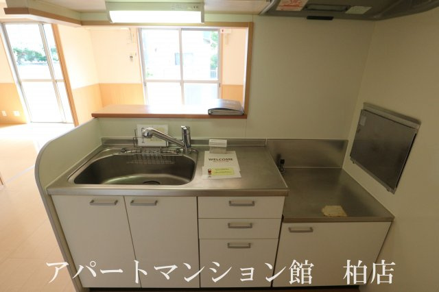 グランドソレイユＡのキッチン