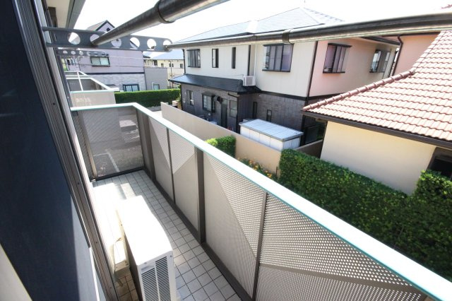 メゾンドール小森野Ⅱのバルコニー|陽当たり良好なバルコニーです♪