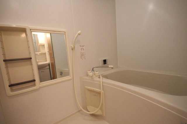 メゾンドール小森野Ⅱの浴室|きれいなお風呂です♪