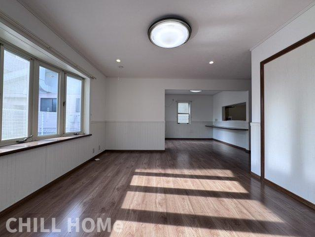 下中居町戸建貸家の居間・リビング|他社様掲載物件もまとめてご紹介、ご案内可能です(^^)/