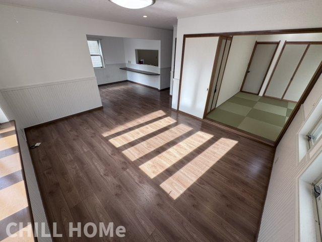 下中居町戸建貸家の居間・リビング|他社様掲載物件もまとめてご紹介、ご案内可能です(^^)/