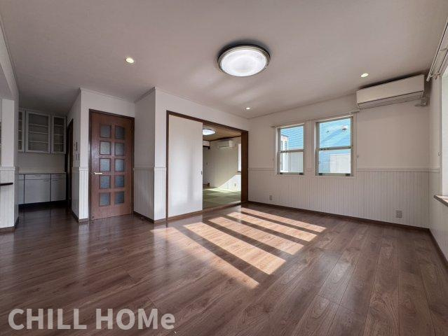 下中居町戸建貸家の居間・リビング|他社様掲載物件もまとめてご紹介、ご案内可能です(^^)/