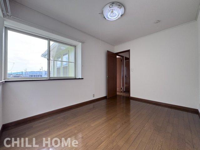 下中居町戸建貸家の居間・リビング|他社様掲載物件もまとめてご紹介、ご案内可能です(^^)/