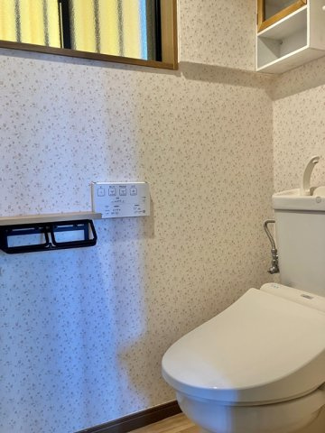 渡戸戸建のトイレ