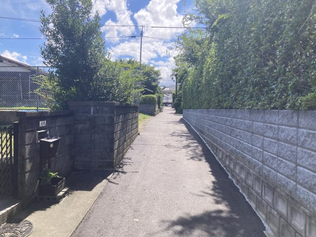 小郡市三沢　売り土地の前面道路含む現地写真|前面道路含む現地写真です