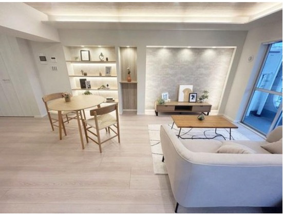 【居間・リビング】 | ★仲介手数料無料★パシフィック自由ケ丘マンション（通貨価値が下がっている時には、品質保証されたリノベーションマンションに投資していきましょう）