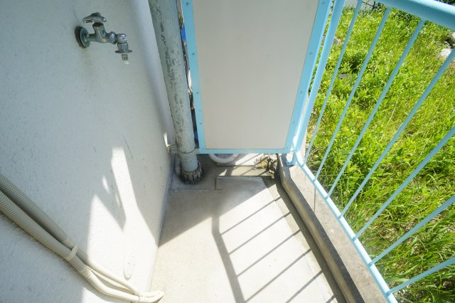 聖和ハイツ生駒のバルコニー