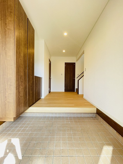 【玄関】 | 糟屋郡新宮町下府７丁目　戸建て