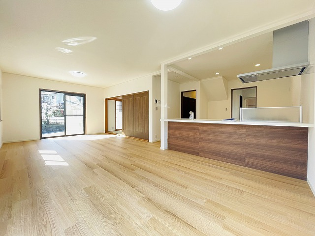 【居間・リビング】 | 糟屋郡新宮町下府７丁目　戸建て