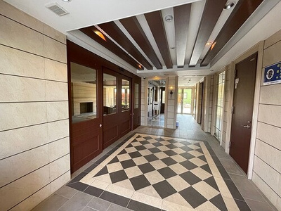 【エントランス】 | ヴェレーナ浦和領家 | エントランス　※2022年5月撮影