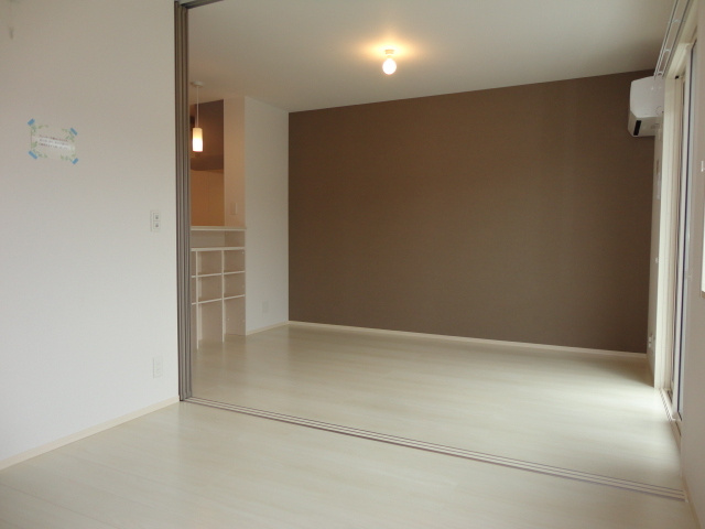 サンモールあさひの居間・リビング