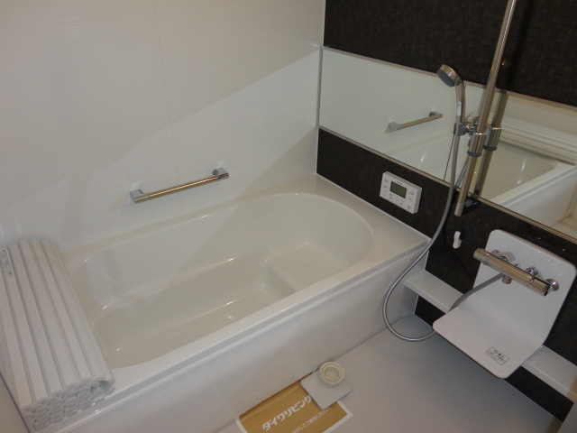 サンモールあさひの浴室