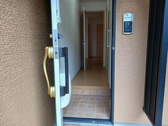 ブリアントビュ－　Ｃの玄関|毎日通る玄関はこちらです