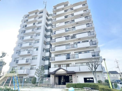 【外観】 | エクセランス大野芝 | 南海高野線「初芝」駅が徒歩18分。
閑静な住宅街で小さなお子様がいらっしゃるご家庭でも安心してお住まい頂けます！！