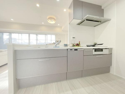 【キッチン】 | ビッグカーサ堺しらさぎ駅前casaG | ご夫婦や親子での料理をする時間が楽しくなる使い勝手の良い、広いワークトップ♪