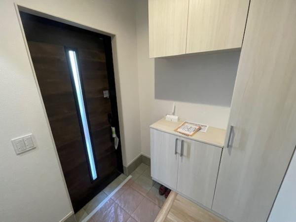 【玄関】 | 摂津市一津屋2丁目　新築戸建