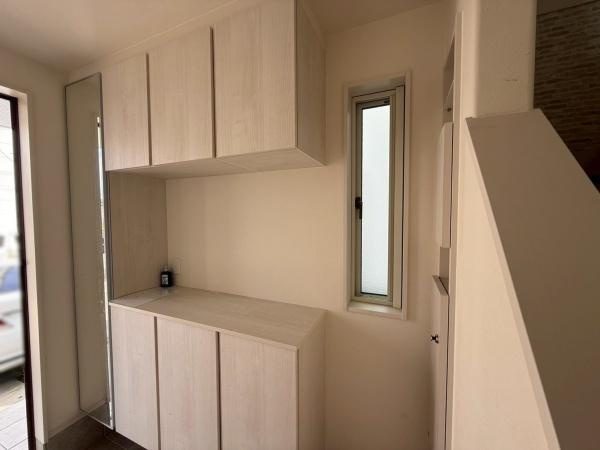 紀の川市北大井　中古戸建の玄関