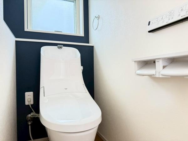 紀の川市北大井　中古戸建のトイレ