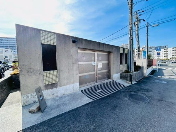 【その他共用部分】 | 光明池アーバンライフ　中古マンション | 【共用部】
ゴミ収集場です！