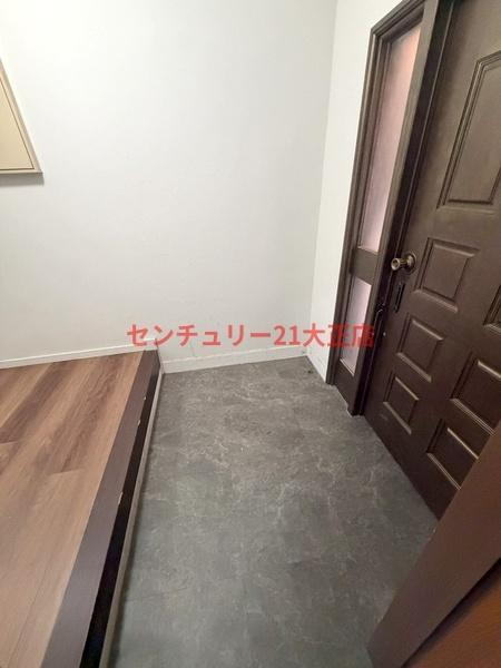 三軒家東タウンテラスの玄関