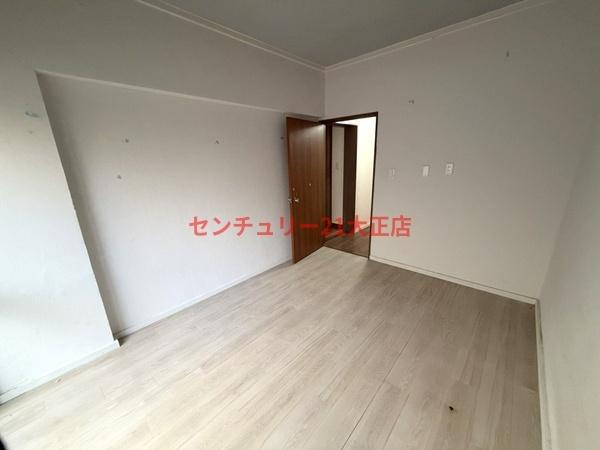 三軒家東タウンテラスの洋室