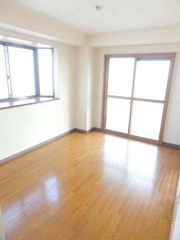 平和マンションの洋室|★とっても広いです★