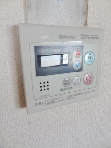 平和マンションのキッチン|★楽々給油リモコン★