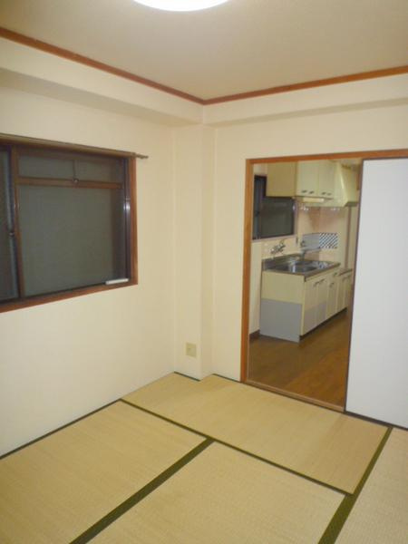 スクエアー小林の和室|★和室～キッチンへ★