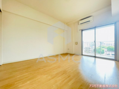 【居間・リビング】 | トレスアコルデ | 同マンション参考写真