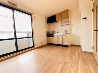 【居間・リビング】 | セラ岡村Ａ