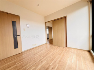 【洋室】 | セラ岡村Ａ