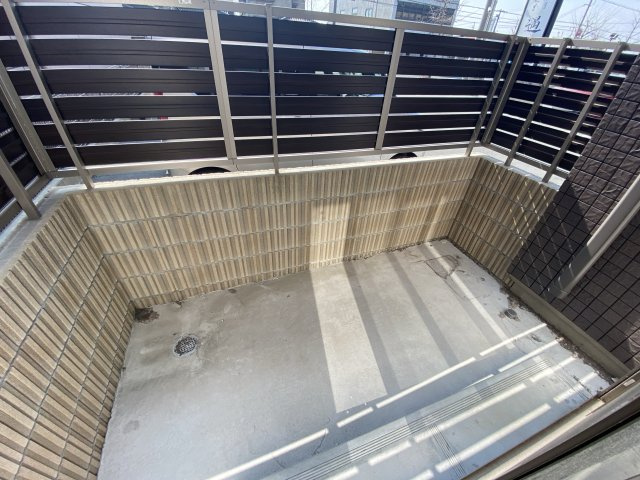 ユアメゾンＮＡＯのバルコニー