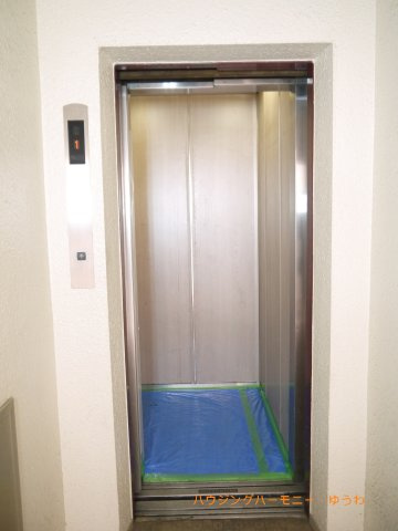 【その他共用部分】 | マンション大塚 | 勿論エレベーターが備え付けられています。